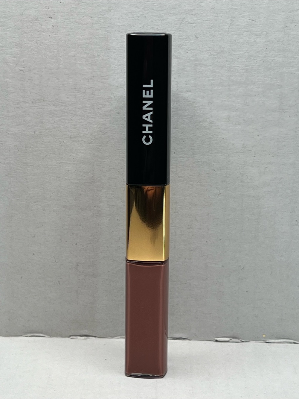 CHANEL Le Rouge Duo Ultra Tenue Gloss